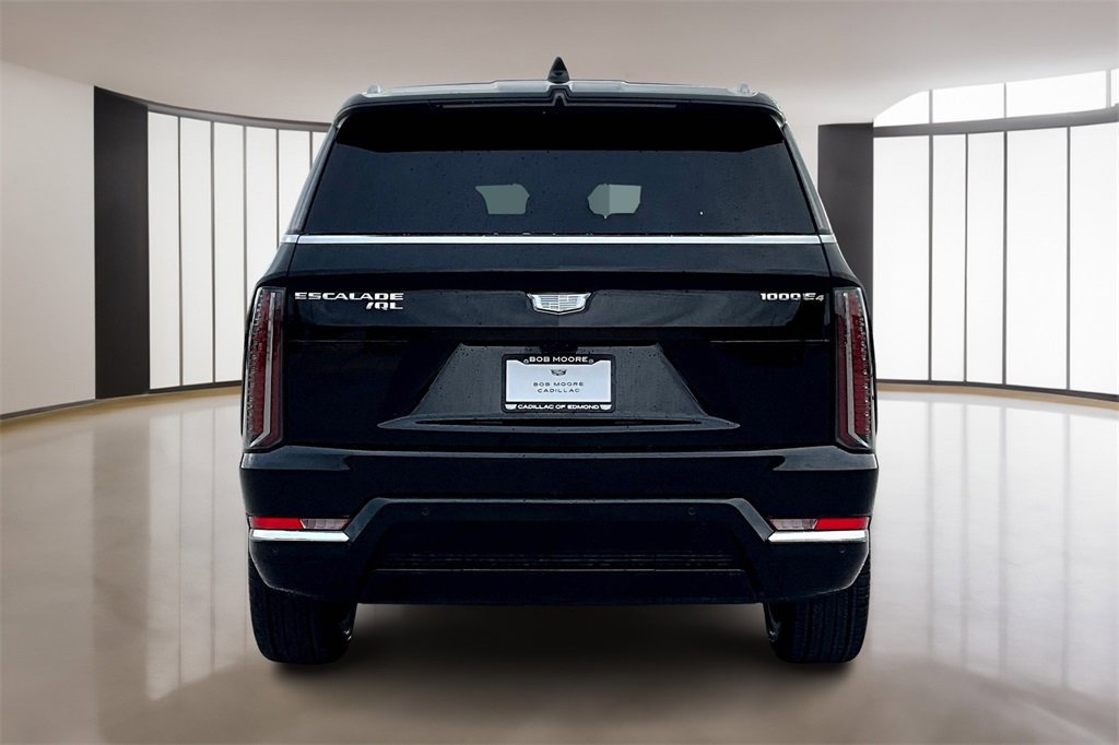 2026 Cadillac Escalade IQ Premium Luxury photo 4