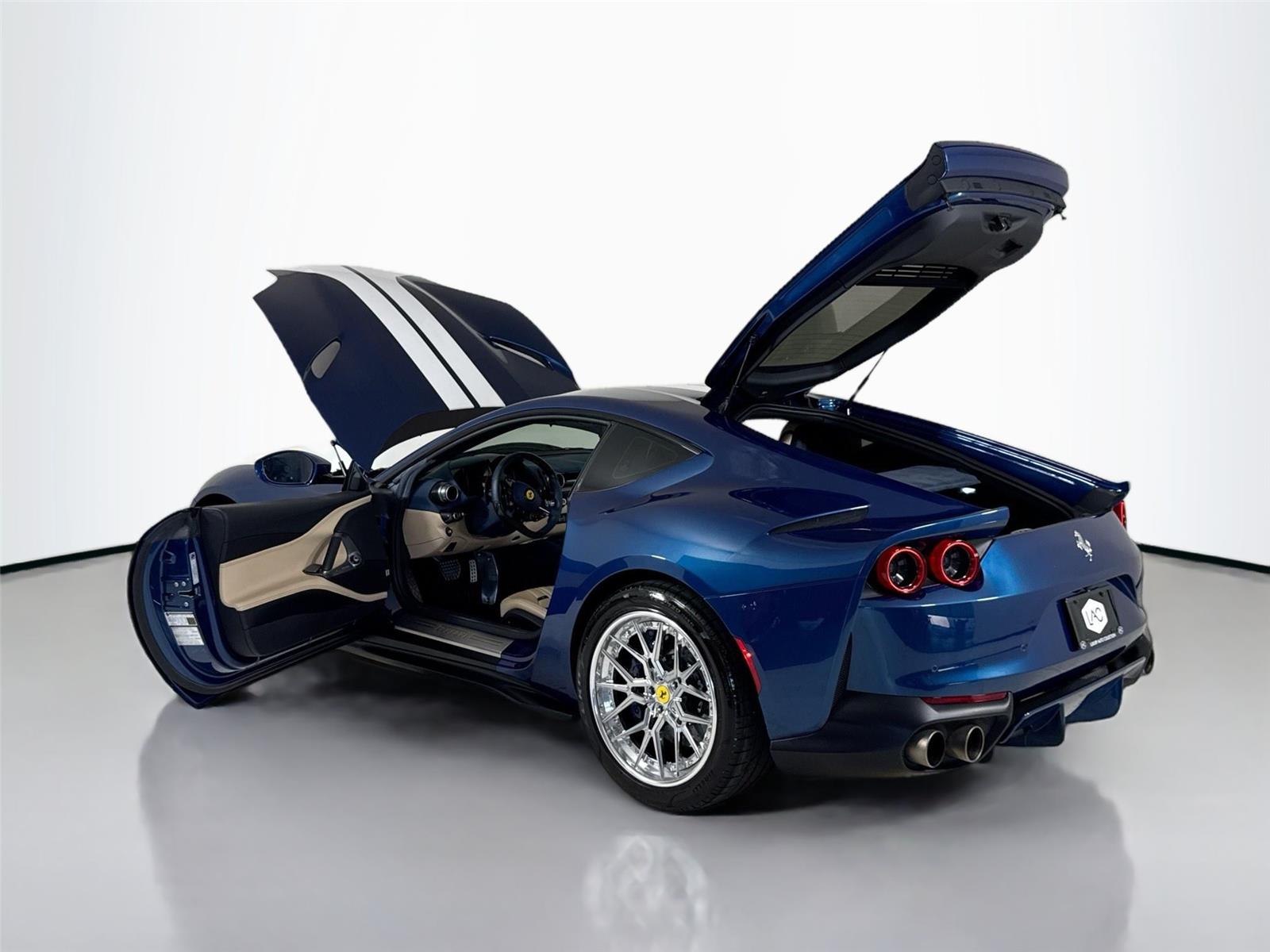 2020 Ferrari 812 Superfast photo 39