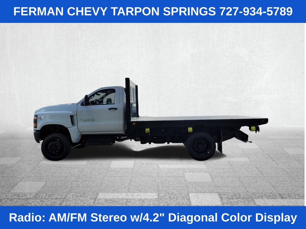 2024 Chevrolet Silverado 5500HD Work Truck photo 4