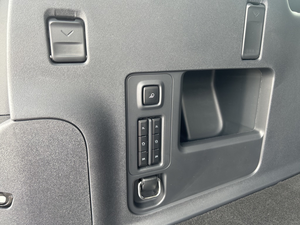 2025 Ford Expedition Platinum MAX photo 19