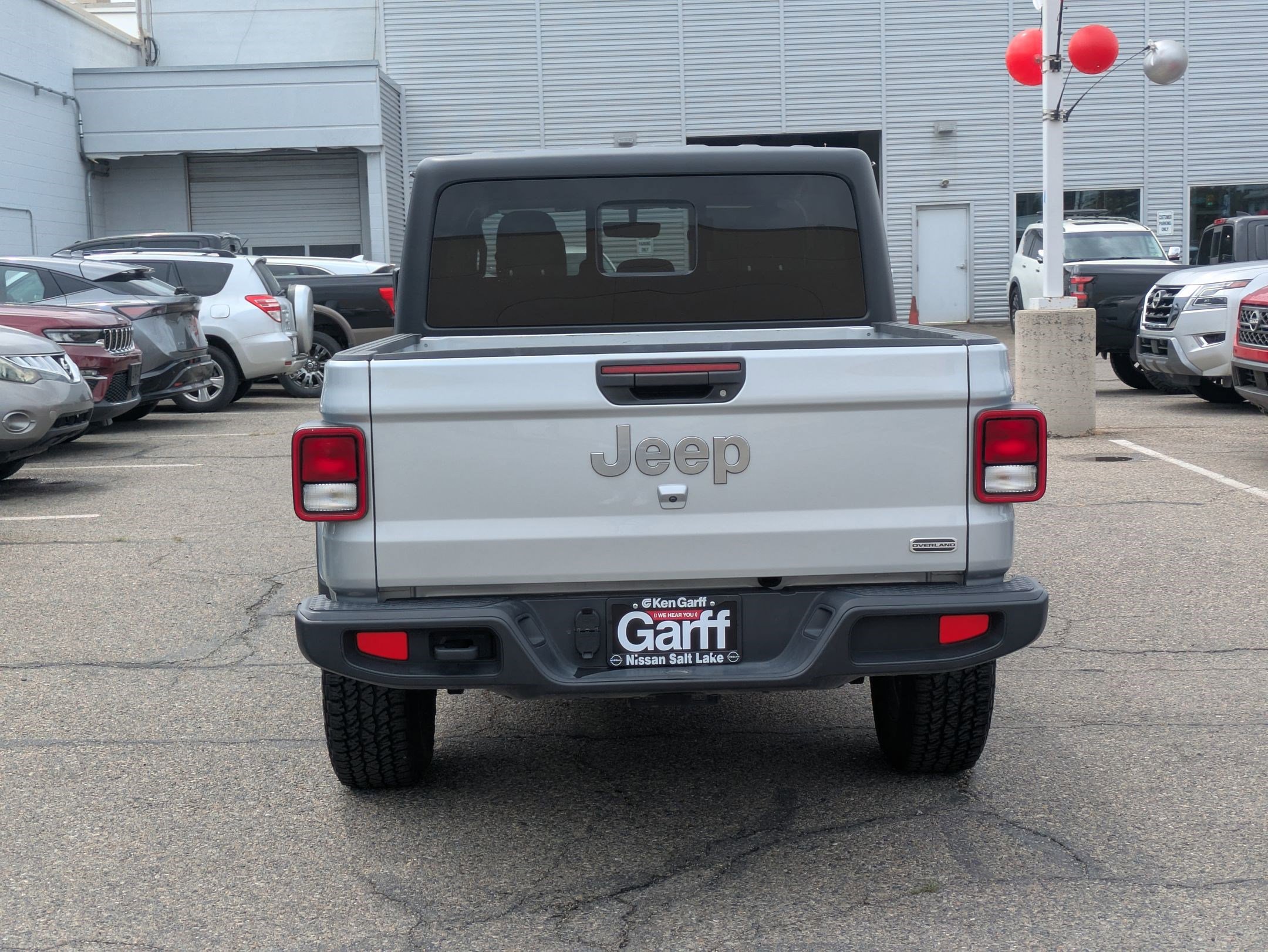 2023 Jeep Gladiator Overland photo 4