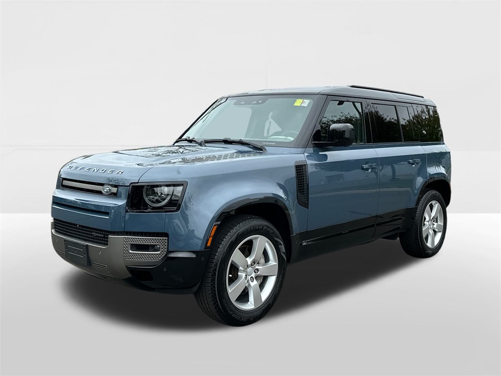 2023 Land Rover Defender X-Dynamic SE's photo