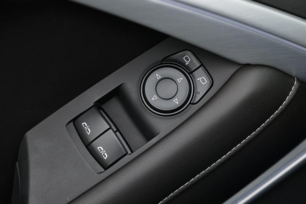 2024 Chevrolet Camaro 3LT photo 19