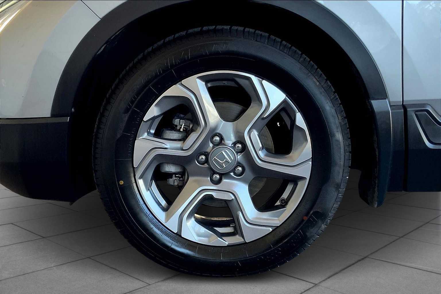 2019 Honda CR-V EX-L photo 9
