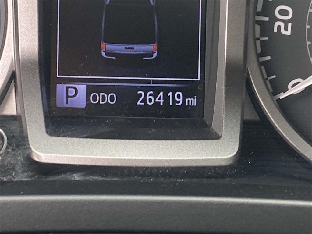 2022 Toyota Tacoma SR5 photo 29