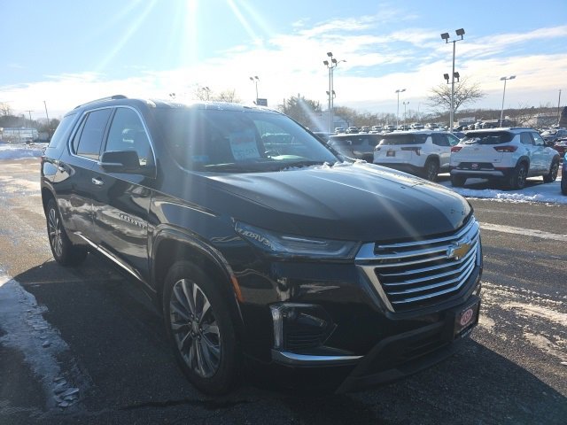 2023 Chevrolet Traverse Premier's photo