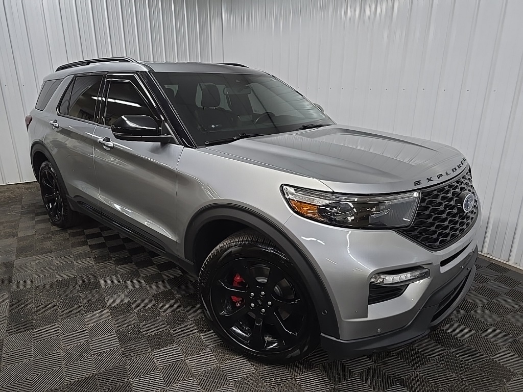 2022 Ford Explorer ST photo 7