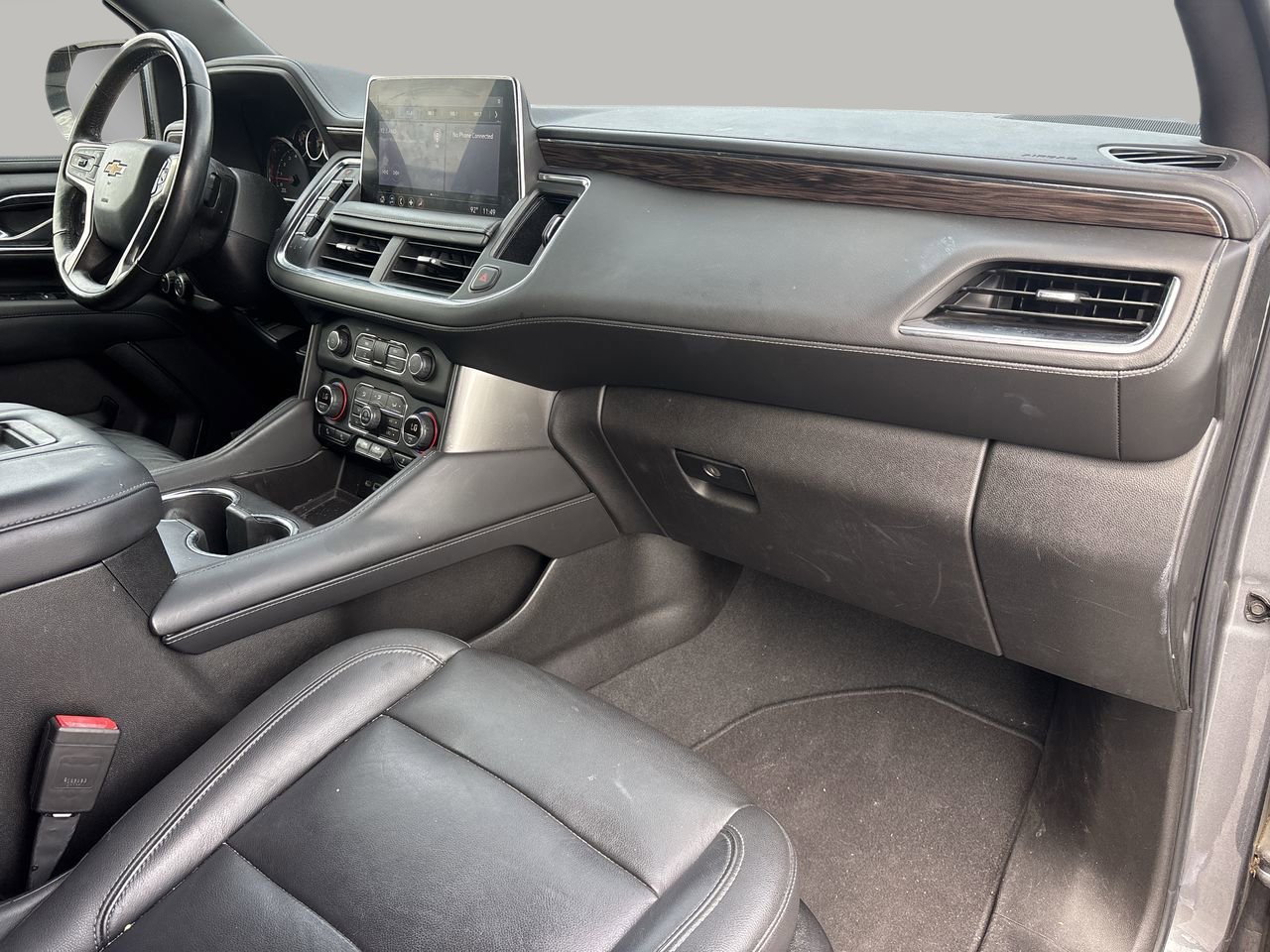2021 Chevrolet Suburban LT photo 10