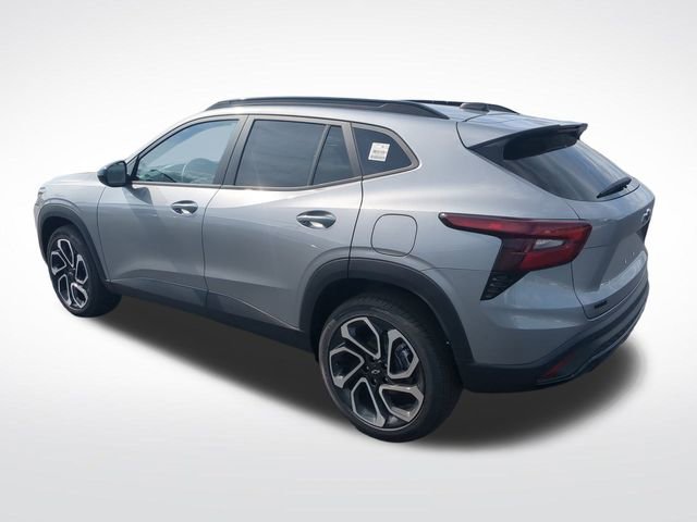 2025 Chevrolet Trax photo 3
