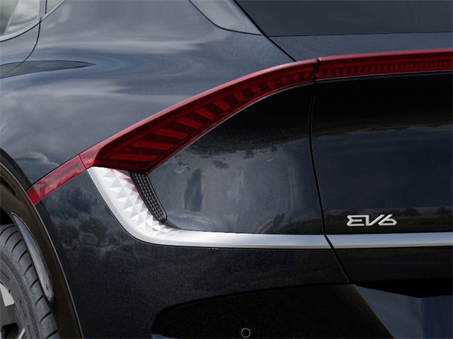 2025 Kia EV6 Light photo 9