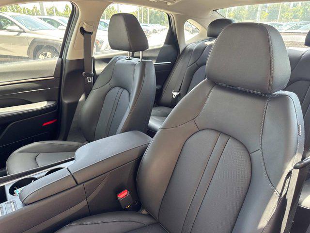 2025 Hyundai Sonata Hybrid Limited photo 11
