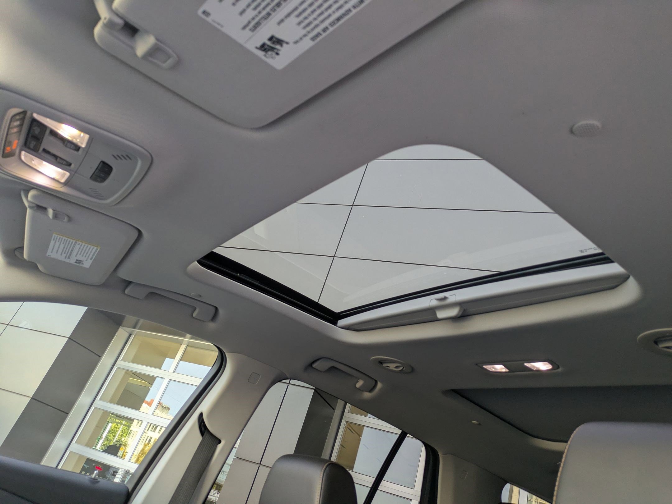 2020 Chevrolet Traverse Premier photo 24