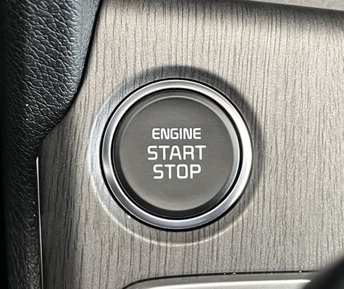 2026 Kia Sportage X-Pro Prestige photo 3