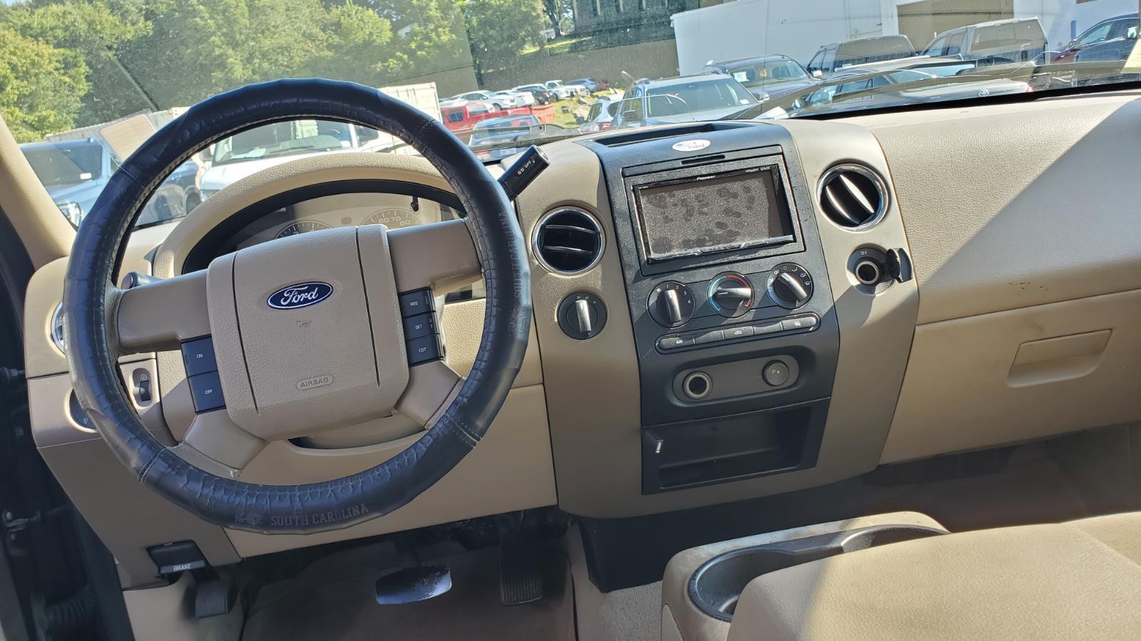 2006 Ford F-150 XLT photo 6