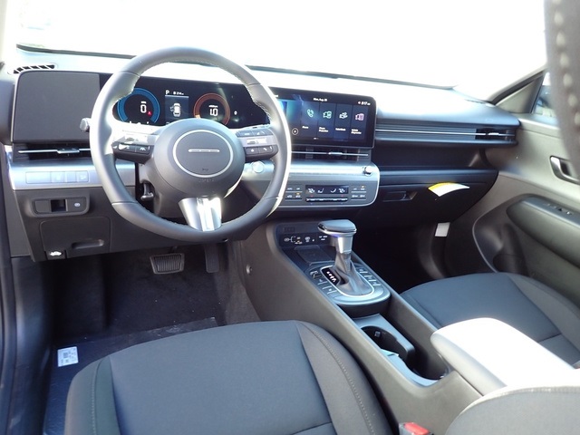 2026 Hyundai Kona SEL photo 11