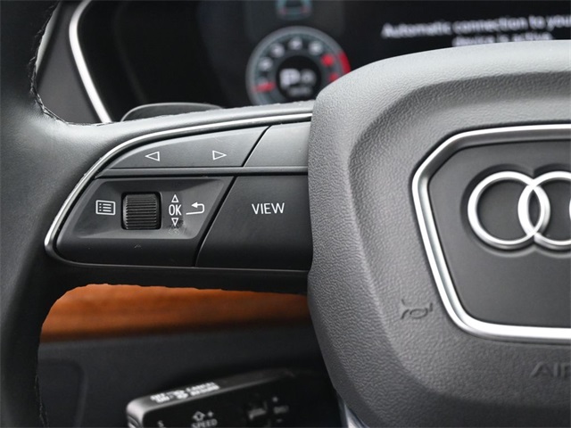 2023 Audi Q5 40 Premium Plus photo 2