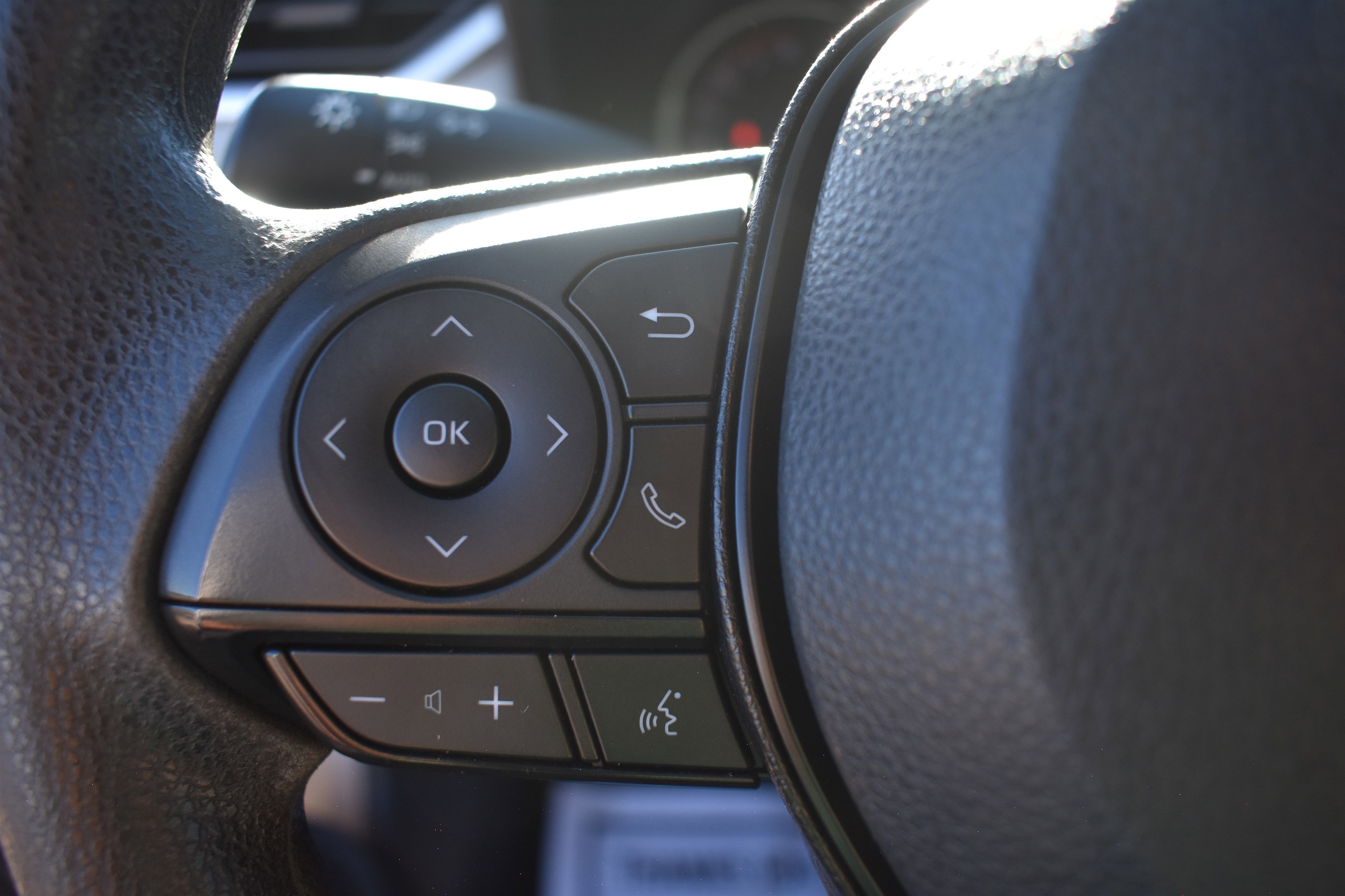 2023 Toyota RAV4 XLE photo 15