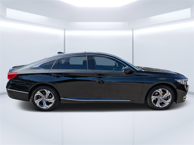 2018 Honda Accord EX photo 2