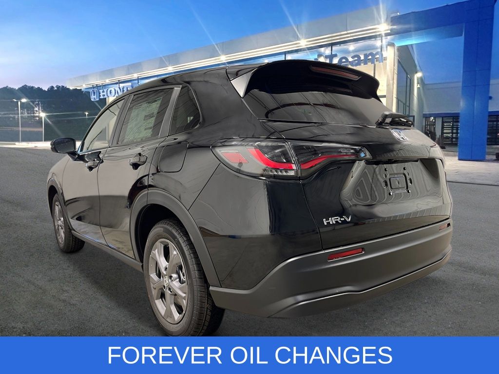 2026 Honda HR-V LX photo 2