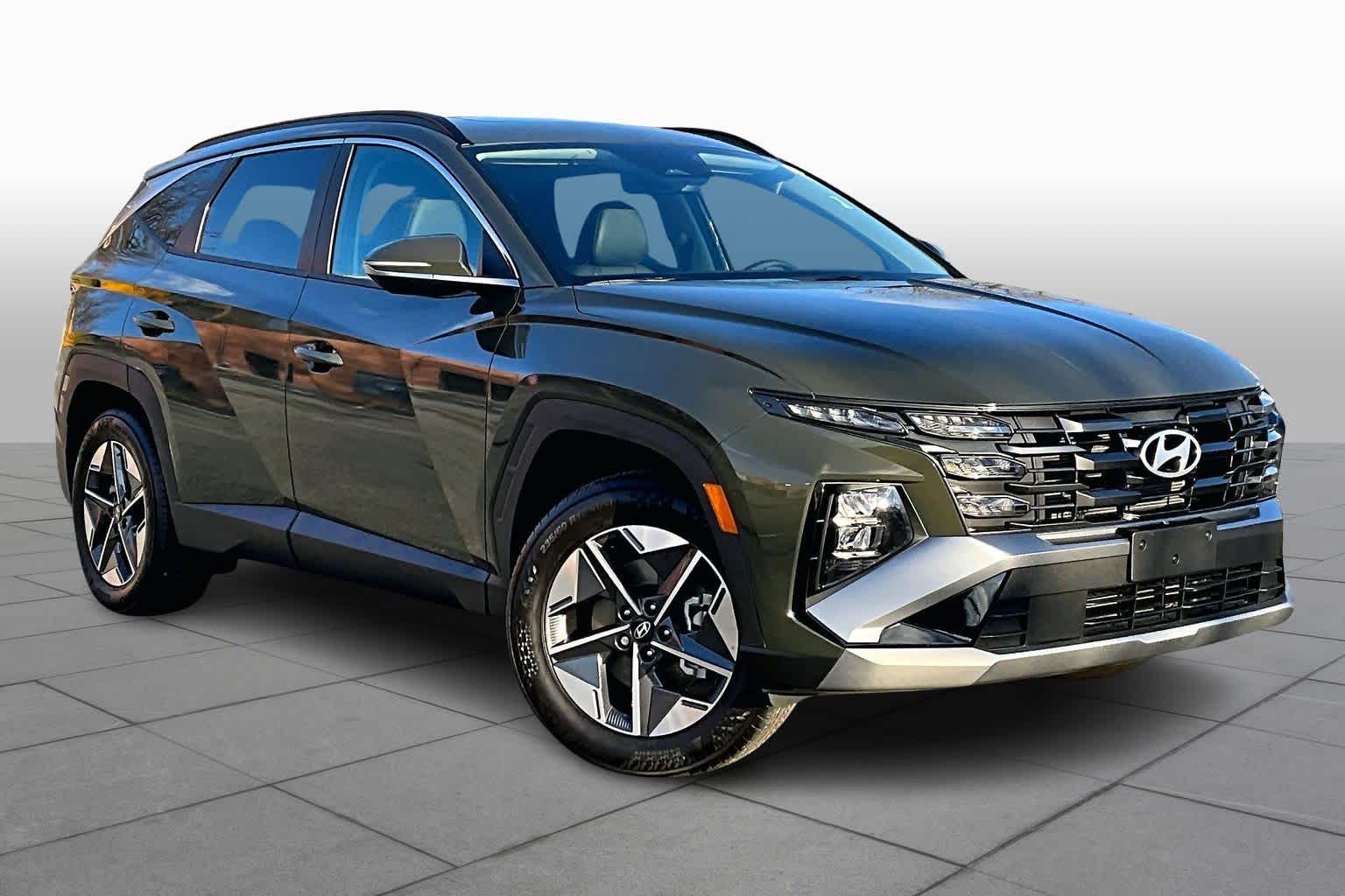 2025 Hyundai Tucson SEL Convenience photo 2