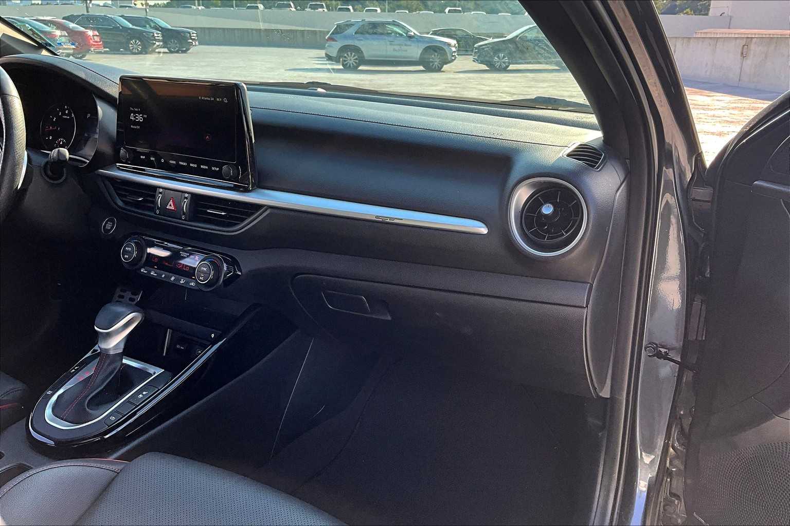 2024 Kia Forte GT photo 16