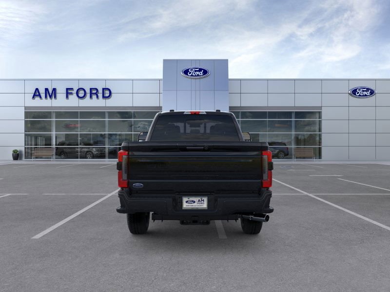 2025 Ford F-350 Platinum photo 4