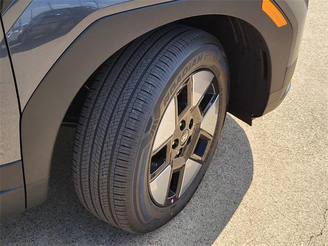 2026 Hyundai Santa Fe SE photo 2