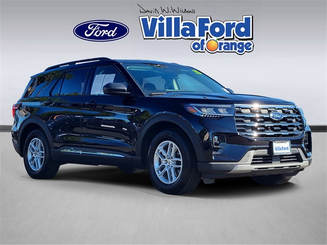 2025 Ford Explorer Active's photo
