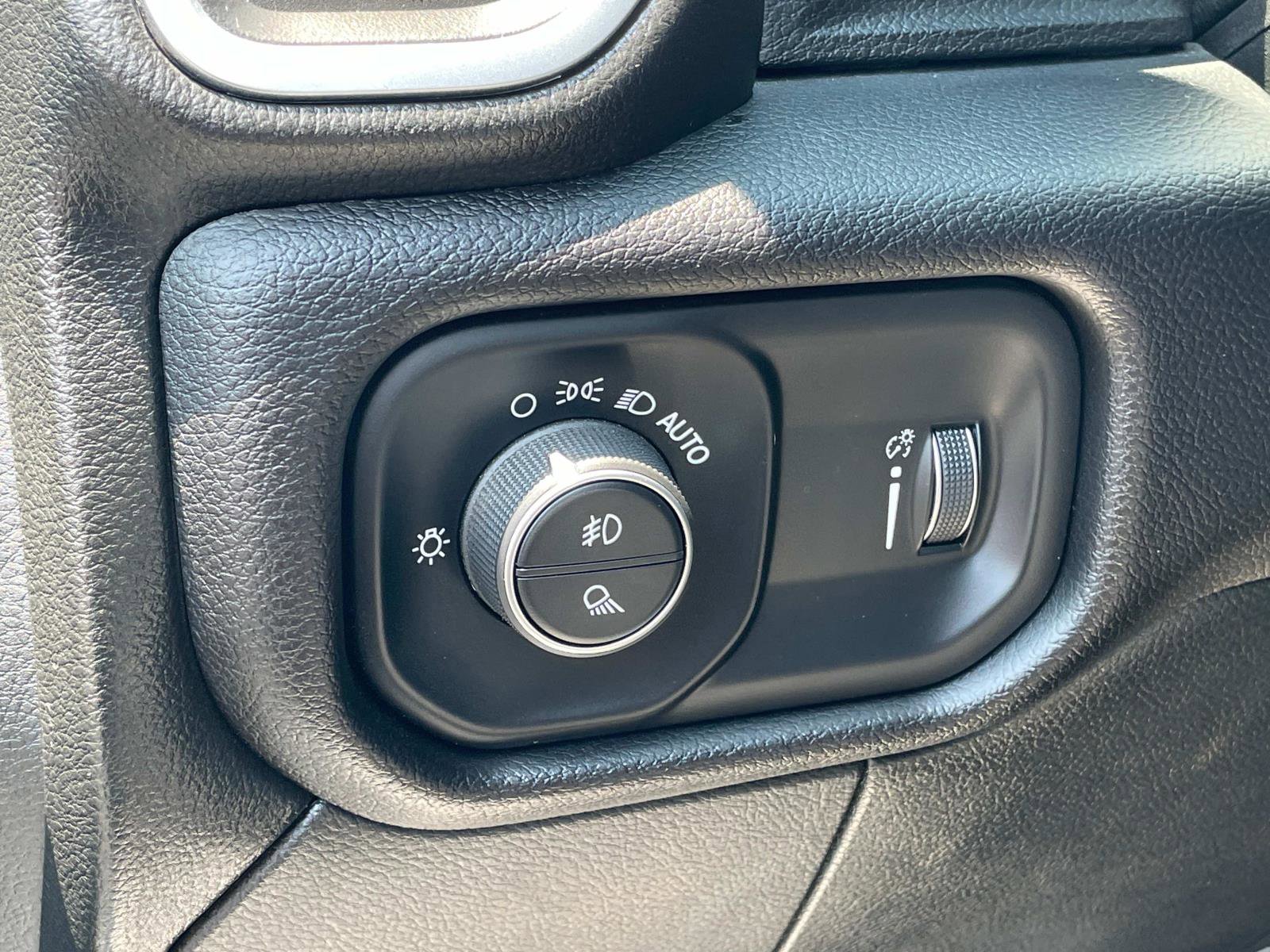 2024 Ram 2500 Big Horn photo 16