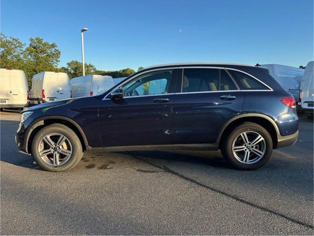 2022 Mercedes Benz GLC 300 4MATIC photo 2