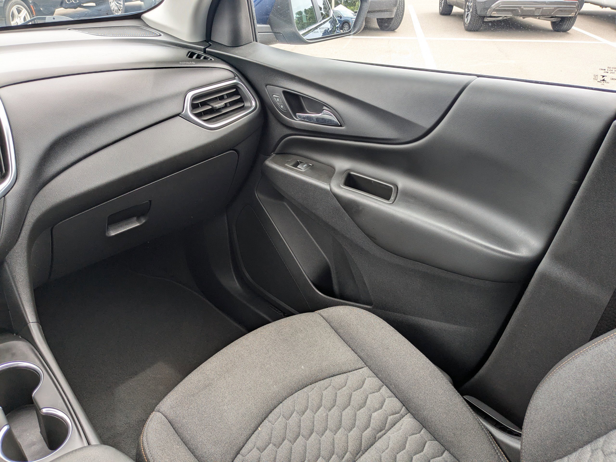 2021 Chevrolet Equinox photo 18