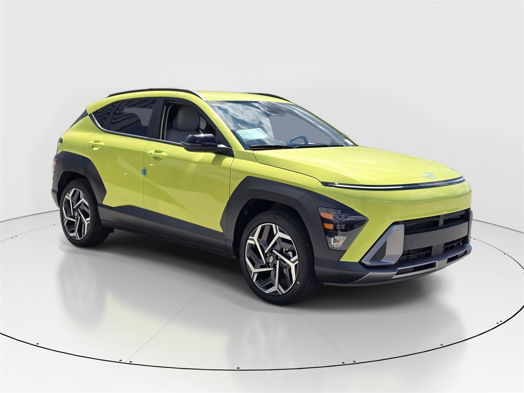 2026 Hyundai Kona SEL photo 2