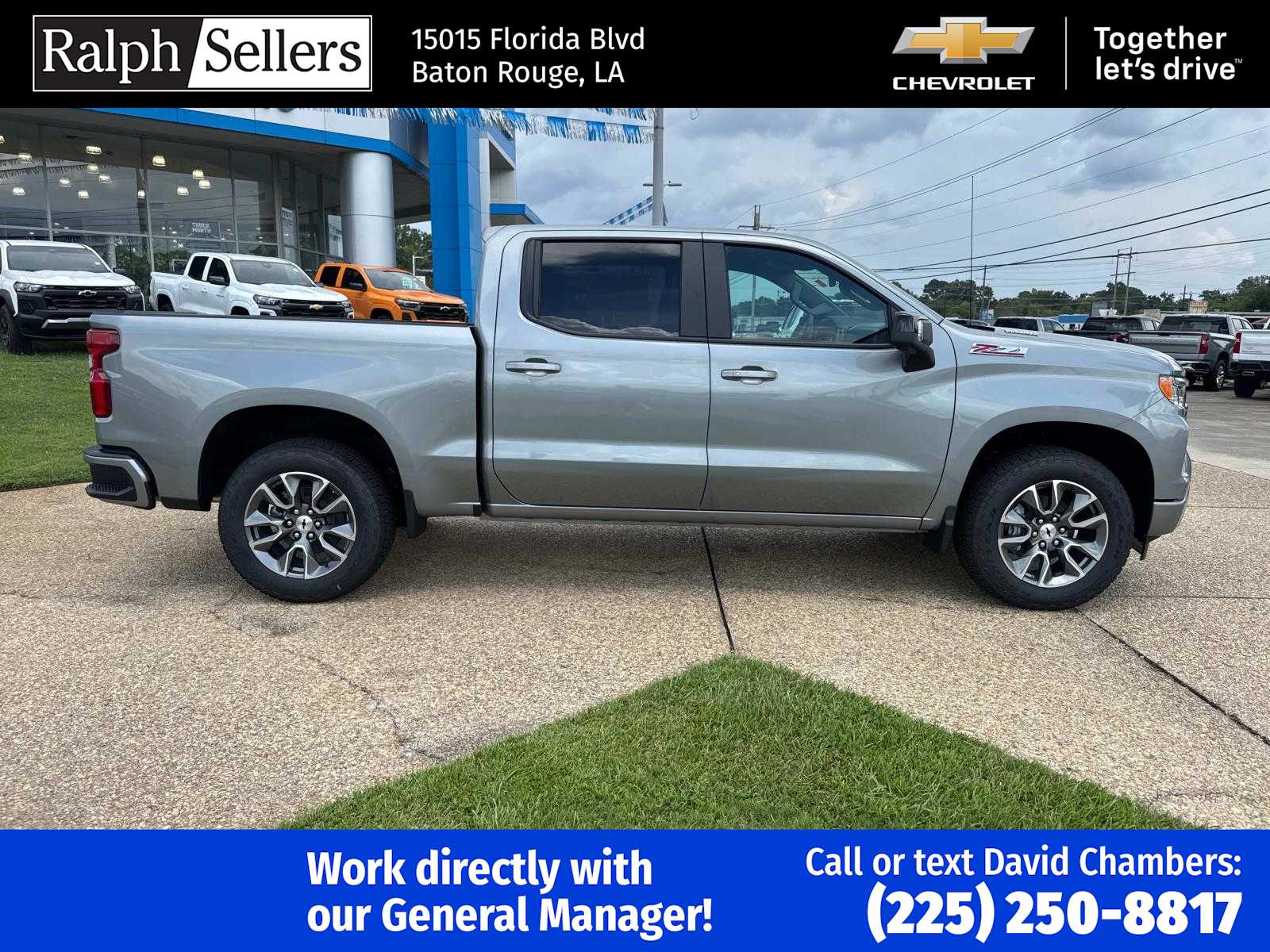 2026 Chevrolet Silverado 1500 RST photo 4