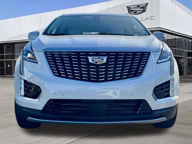 2025 Cadillac XT5 Premium Luxury photo 3