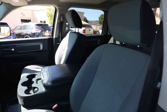 2022 Ram 1500 Classic SLT photo 13