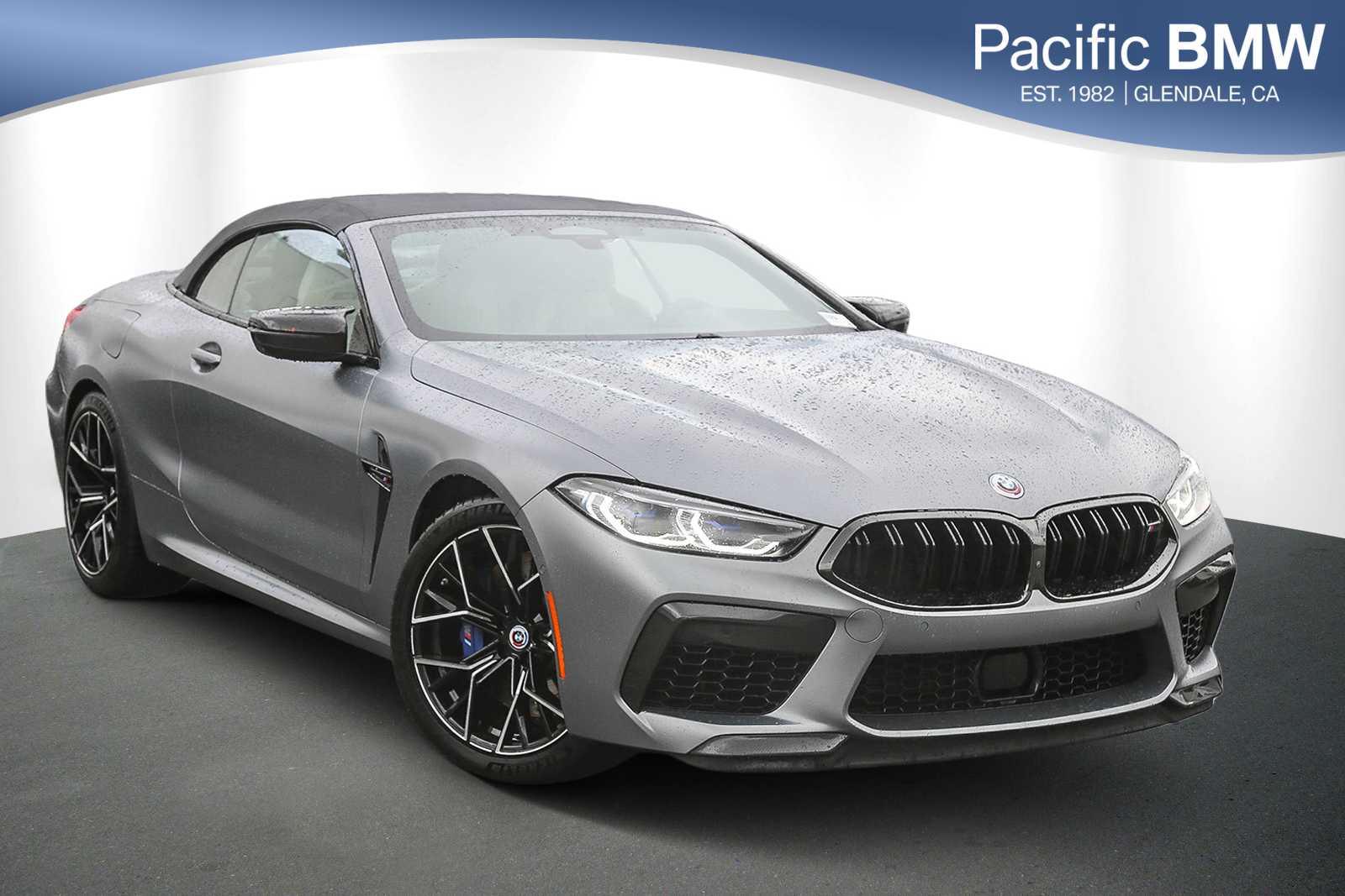 2023 BMW M8 Convertible Base