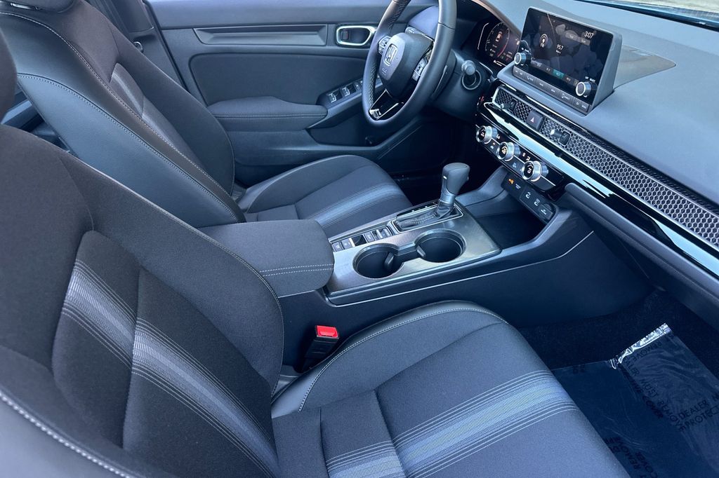 2026 Honda Civic Sport photo 12