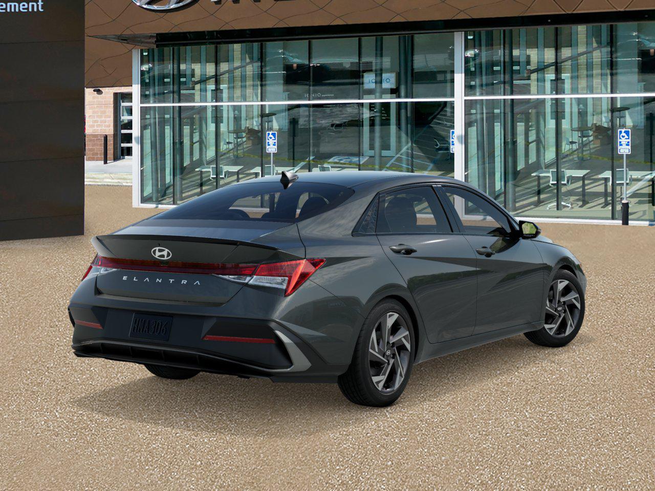 2025 Hyundai Elantra SEL Sport photo 4