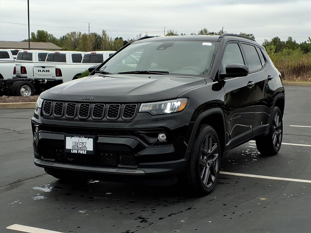 2026 Jeep Compass Limited photo 2