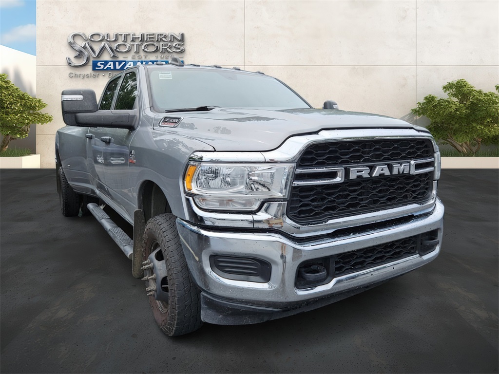 2024 Ram 3500 Tradesman photo 4