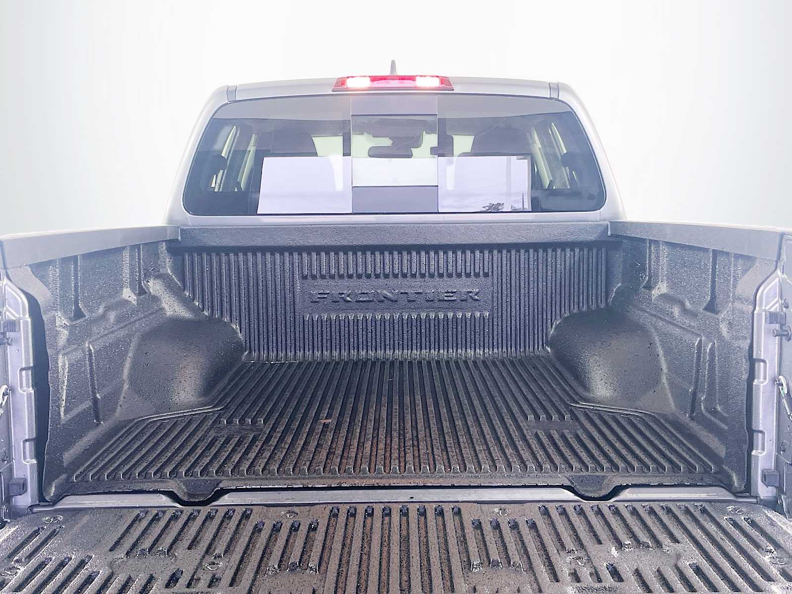 2025 Nissan Frontier Crew Cab SV photo 20