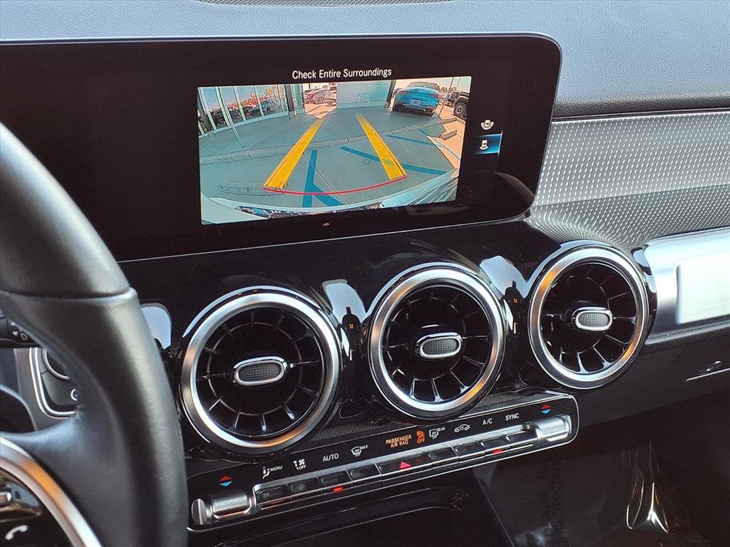 2023 Mercedes Benz GLB 250 photo 6