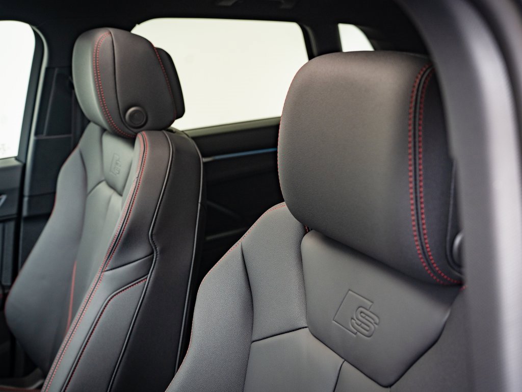 2025 Audi Q3 45 TFSI S line Premium Plus photo 20