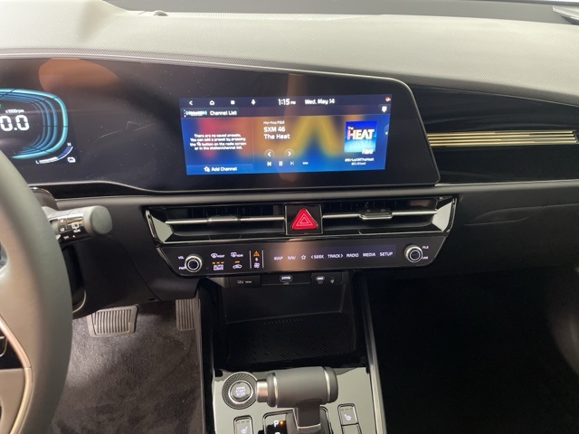 2025 Kia Niro EX Touring photo 23