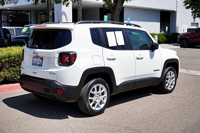 2022 Jeep Renegade Latitude photo 7