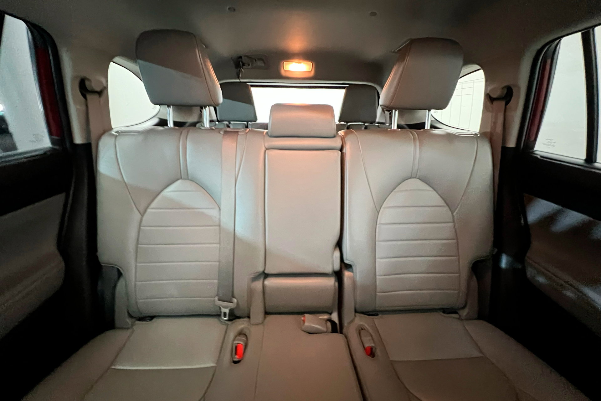 2023 Toyota Highlander XLE photo 26