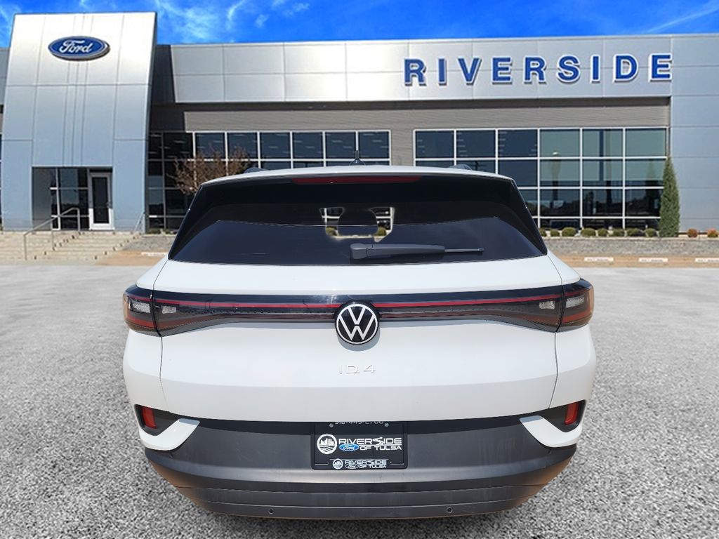 2023 Volkswagen ID.4 Pro photo 3