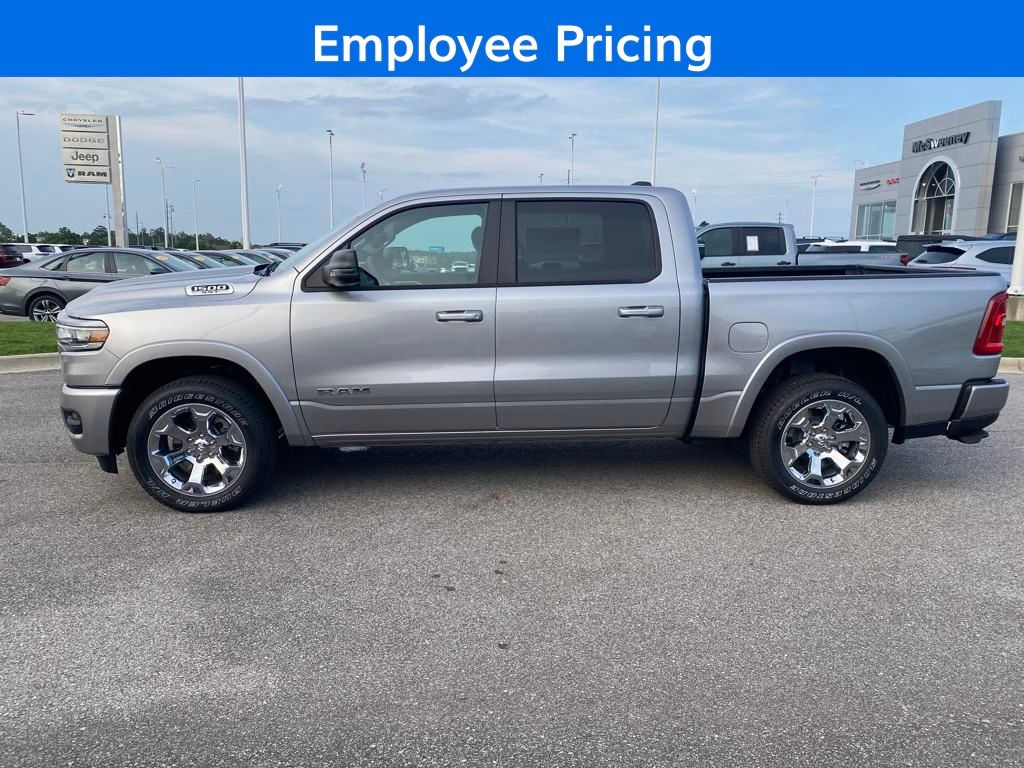 2025 Ram 1500 Big Horn Lone Star photo 2