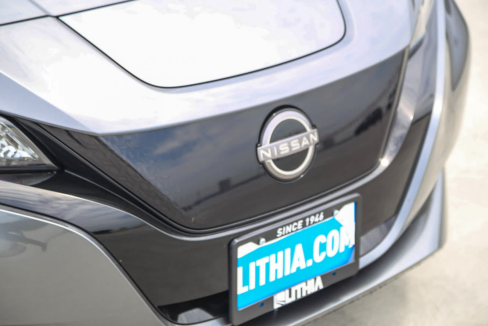 2025 Nissan Leaf S photo 5