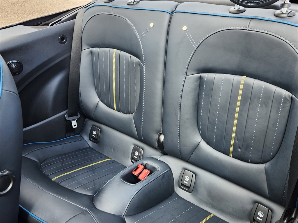 2023 Mini Cooper Convertible S photo 11